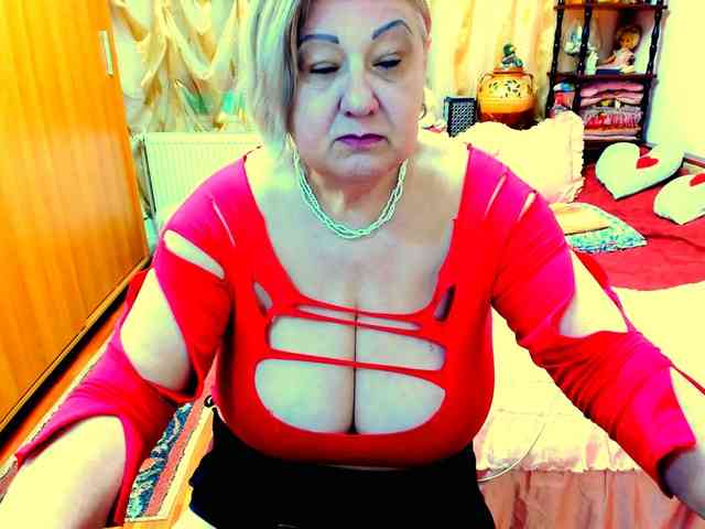 SeductiveMilf webcam