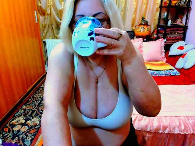 SeductiveMilf webcam