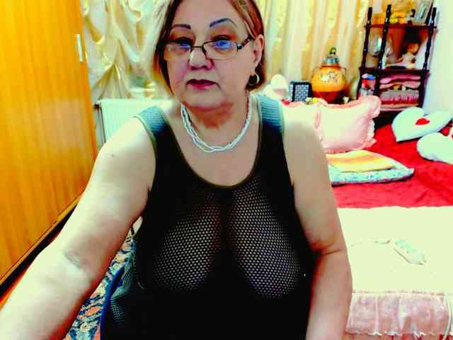 SeductiveMilf webcam