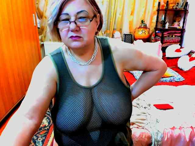 SeductiveMilf webcam