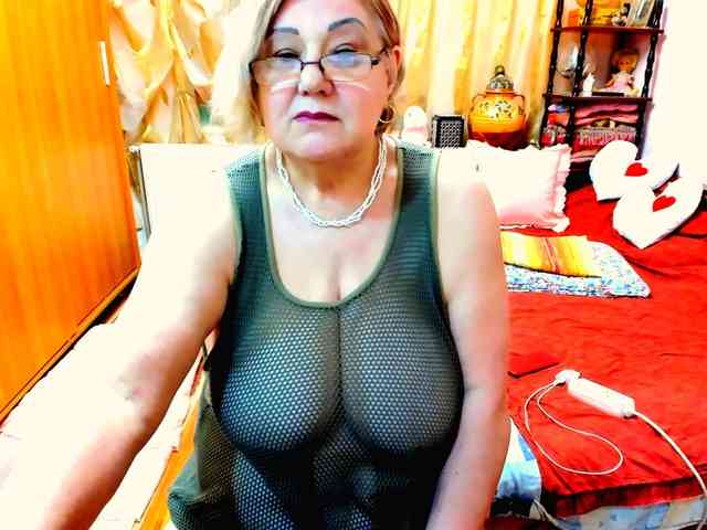 SeductiveMilf webcam