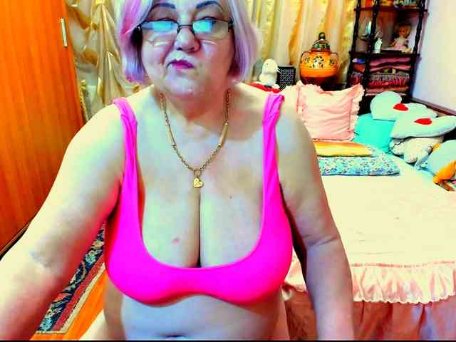 SeductiveMilf webcam