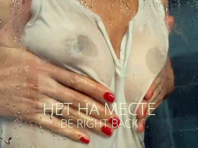 M-A-D-O-N-N-A webcam