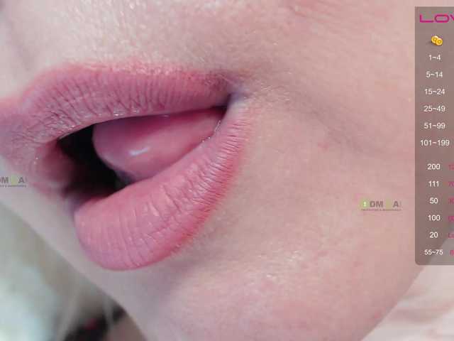 jeanne-2017's BongaCams show and profile