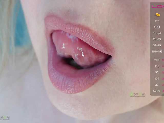 jeanne-2017's BongaCams show and profile