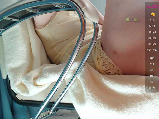 jeanne-2017's BongaCams show and profile