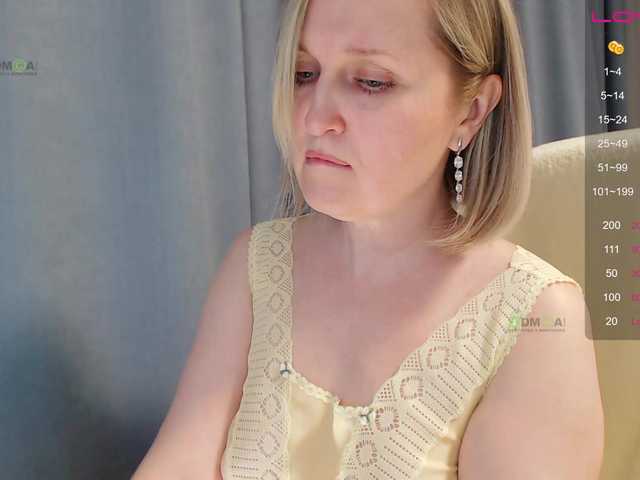 jeanne-2017's BongaCams show and profile