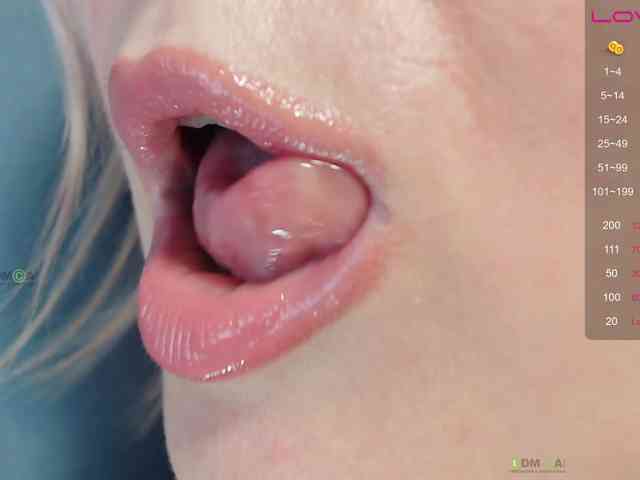 jeanne-2017 Live Webcam on BongaCams