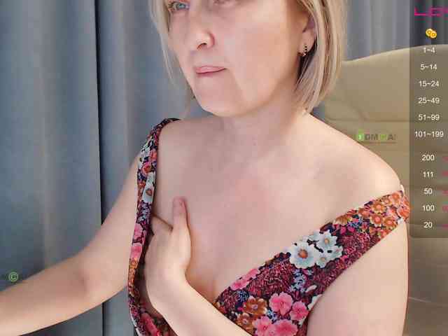 Jeanne-Fetish webcam