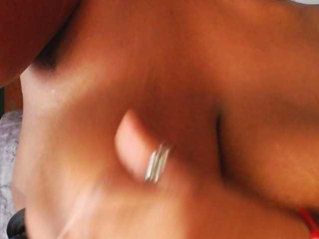 janex69 from BongaCams