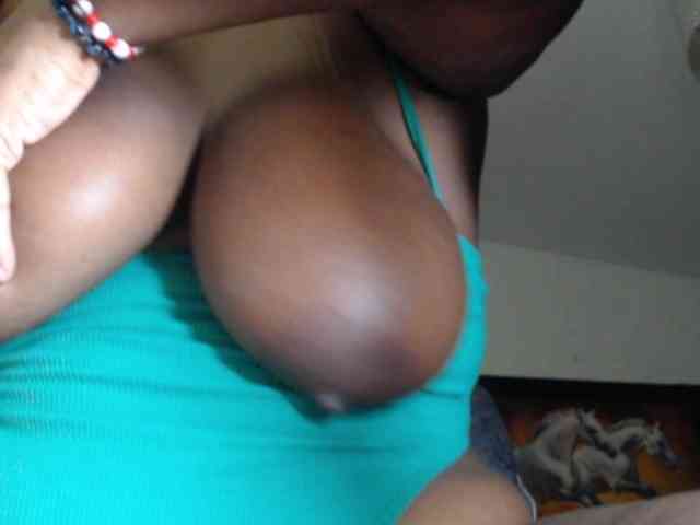 LETSQUIRTWILDLY webcam
