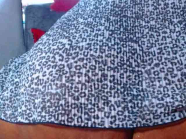 SQUIRTWILDLIT webcam