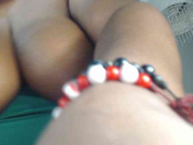 LETSQUIRTWILDLY webcam