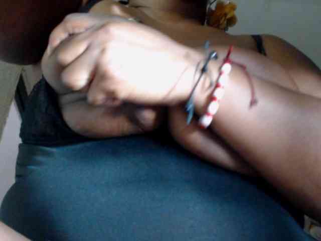 LETSQUIRTWILDLY webcam