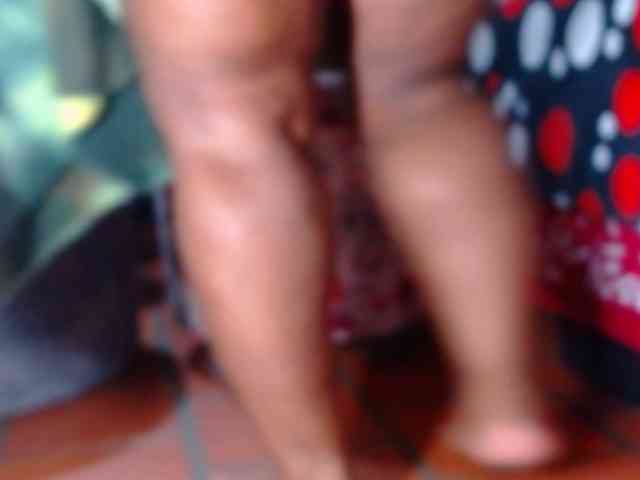 SQUIRTWILDLIT webcam