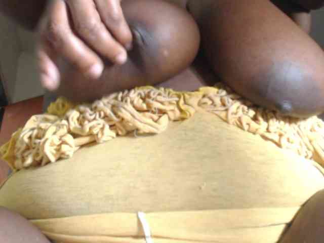 LETSQUIRTWILDLY webcam