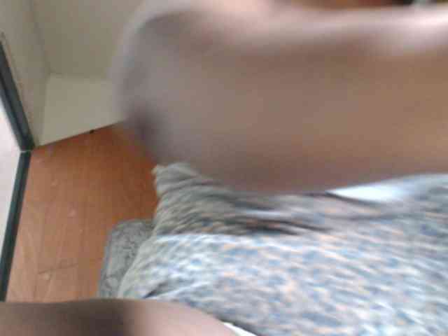 LETSQUIRTWILDLY webcam