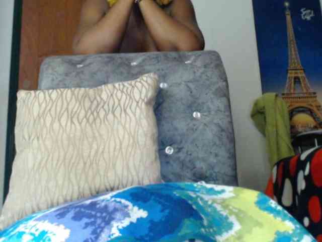 LETSQUIRTWILDLY webcam
