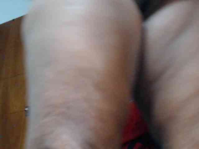 LETSQUIRTWILDLY webcam