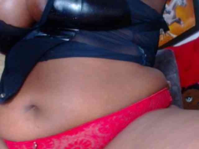 SQUIRTWILDLIT webcam