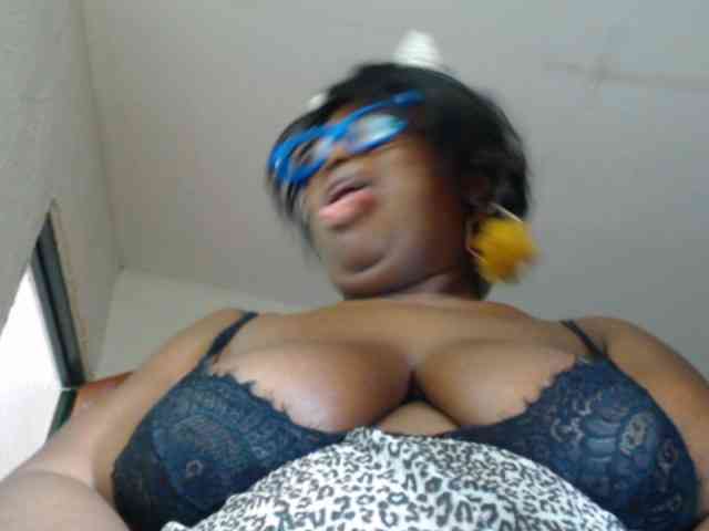 online nude chatroom Janex69