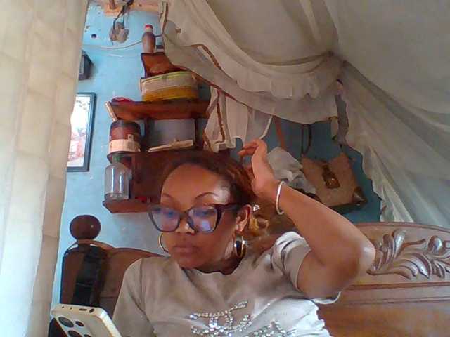 pretty-ass's BongaCams show and profile