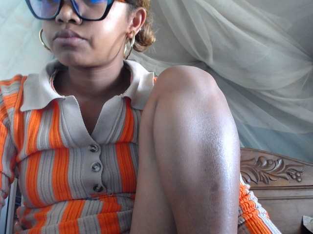 pretty-ass's BongaCams show and profile