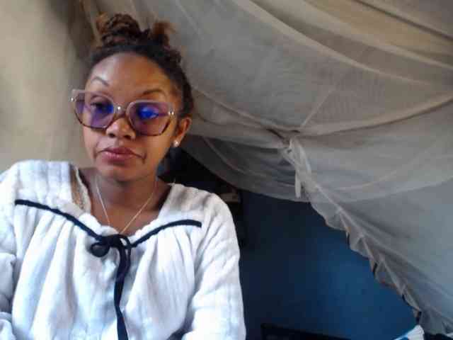 pretty-ass webcam