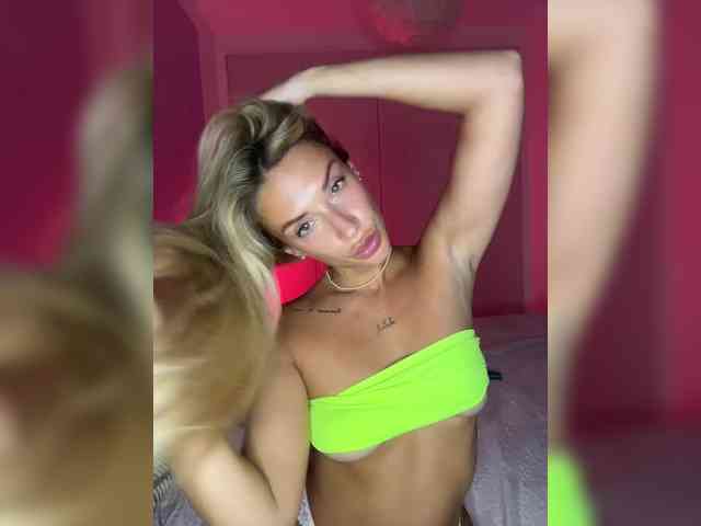 MerryBaby webcam