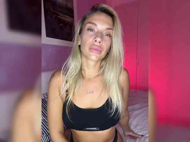 MerryBaby webcam