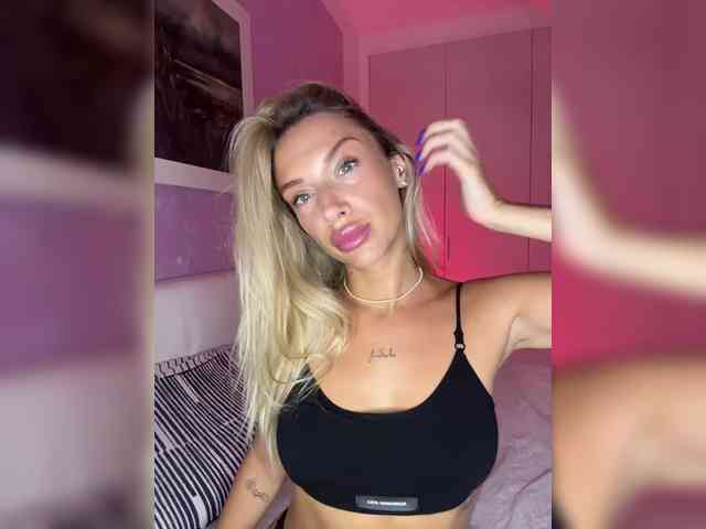 MerryBaby webcam