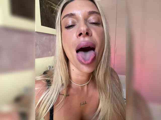 MerryBaby webcam