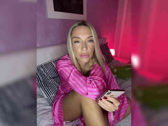 MerryBaby webcam