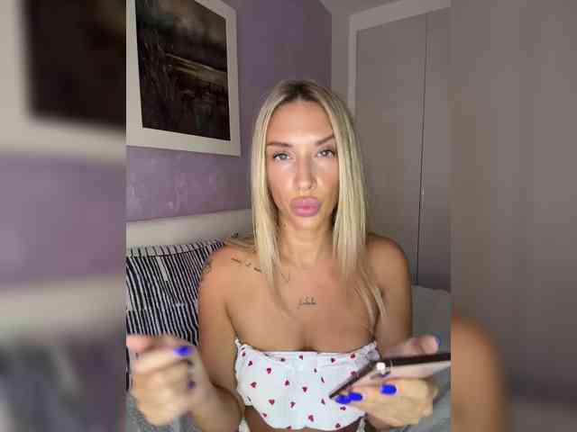 MerryBaby webcam