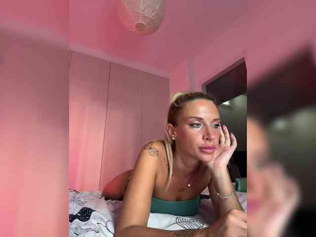 MerryBaby webcam