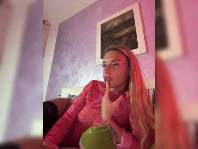 MerryBaby webcam