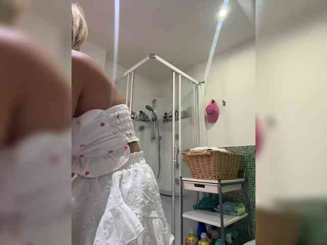 MerryBaby webcam