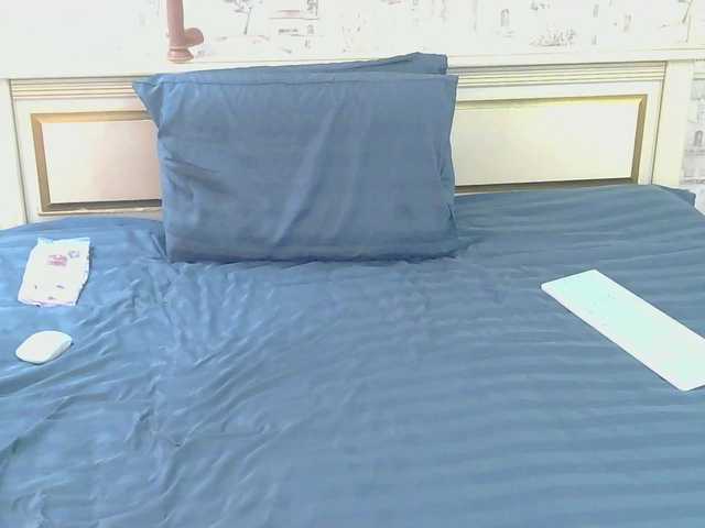 TANMZYA's BongaCams show and profile