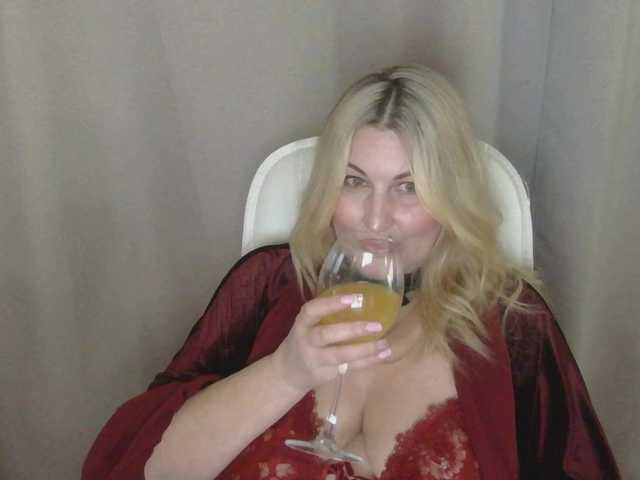 TANMZYA's BongaCams show and profile