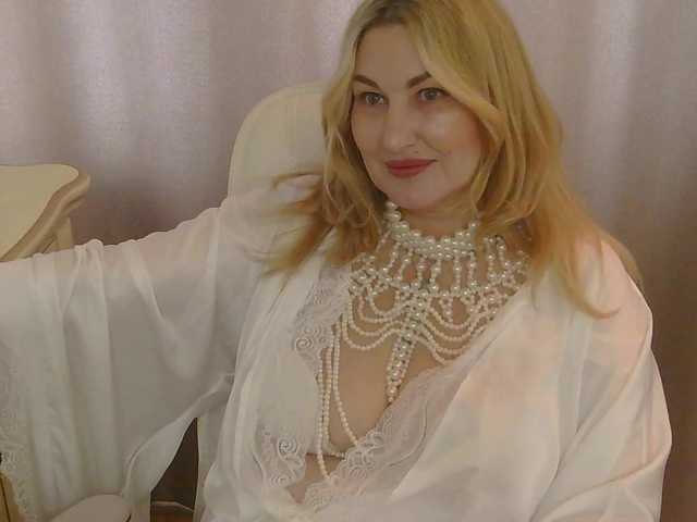 TANMZYA's BongaCams show and profile