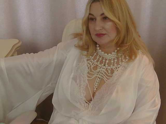 TANMZYA's BongaCams show and profile