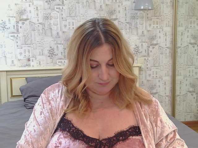 TANMZYA on BongaCams 