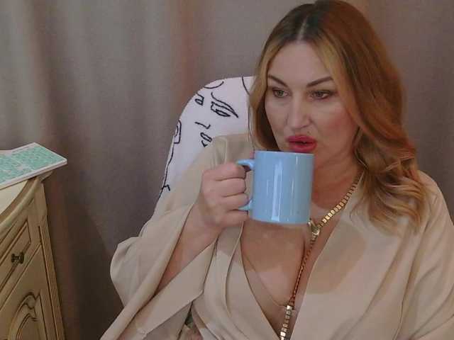 TANMZYA from BongaCams