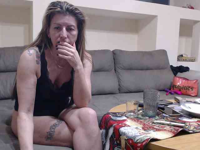 Elei2345 webcam