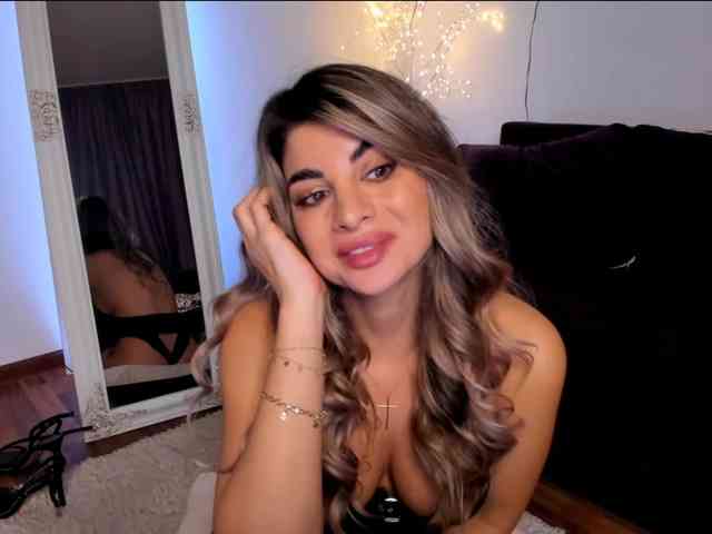 MirabelleMira webcam