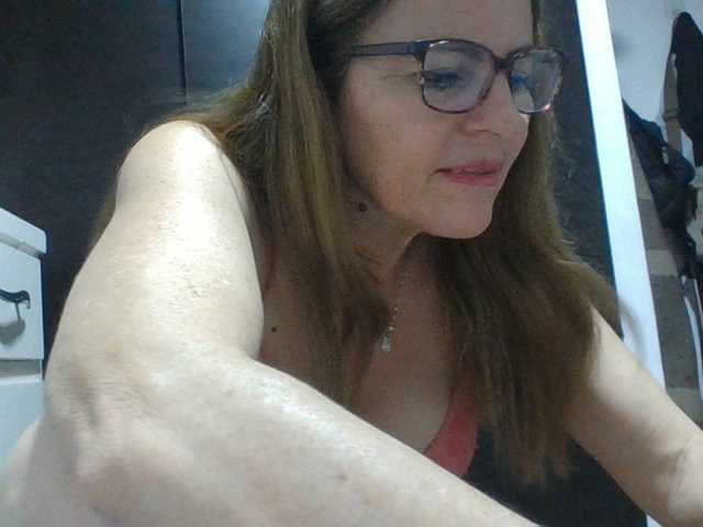 JuanitaWouti's BongaCams show and profile