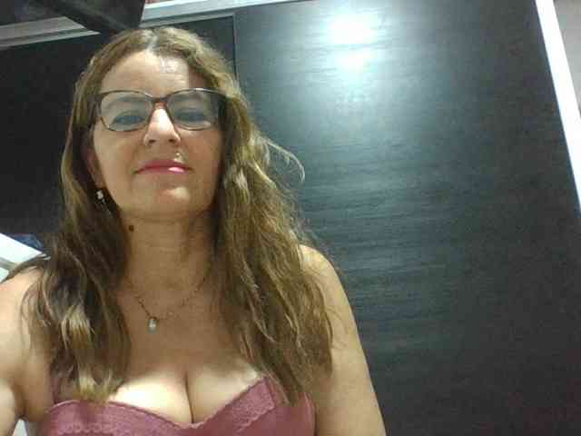 JuanitaWouti JuanitaWouti