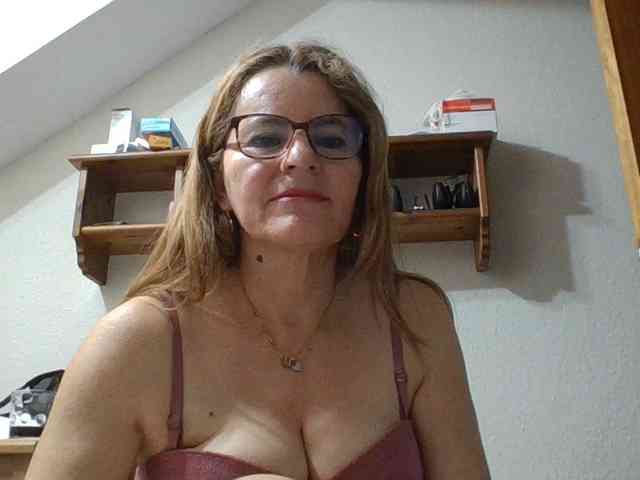 JuanitaWouti JuanitaWouti