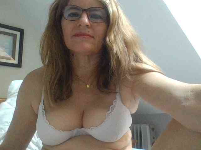 JuanitaWouti JuanitaWouti