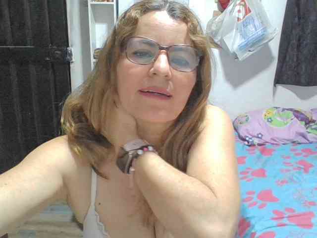 JuanitaWouti webcam